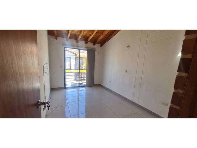 Casa de 3 alcobas en venta en La Ceja, 124 m² · foto 7 de 24