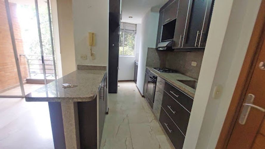 Apartamento de 3 alcobas en arriendo en Laureles, Medellín, 78 m² · foto 4 de 23