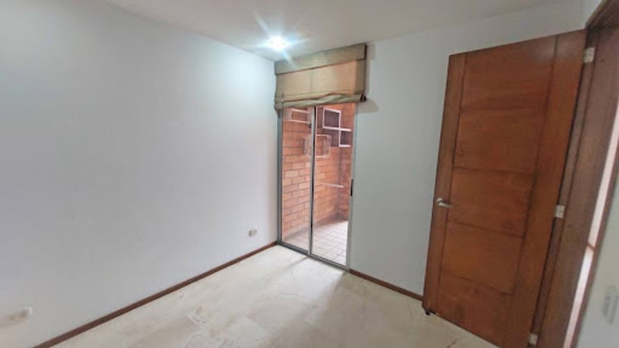 Apartamento de 3 alcobas en arriendo en Laureles, Medellín, 78 m² · foto 15 de 23