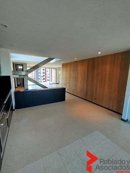 Apartamento de 3 alcobas en arriendo en San Lucas, Medellín, 180 m² · foto 3 de 20