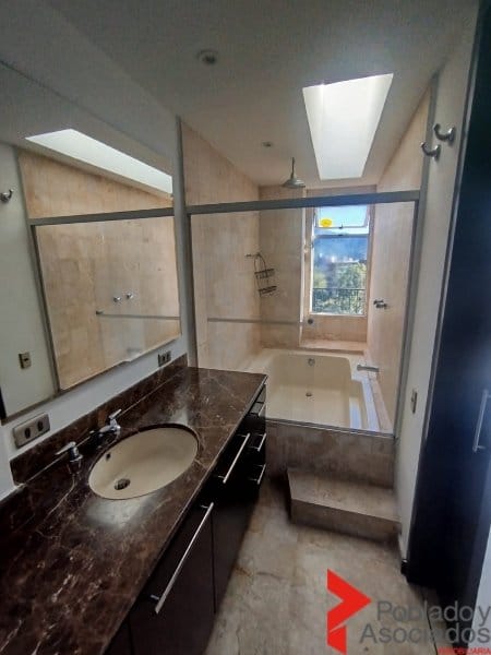 Apartamento de 3 alcobas en arriendo en San Lucas, Medellín, 180 m² · foto 12 de 20