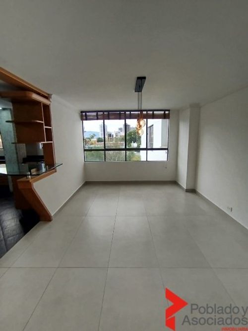 Apartamento de 3 alcobas en arriendo en El Diamante No. 2, Medellín, 170 m² · foto 3 de 24