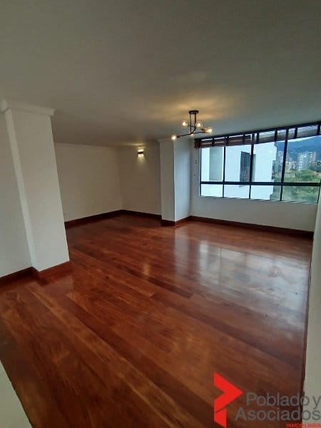 Apartamento en venta en El Poblado, Medellín · foto 4 de 24