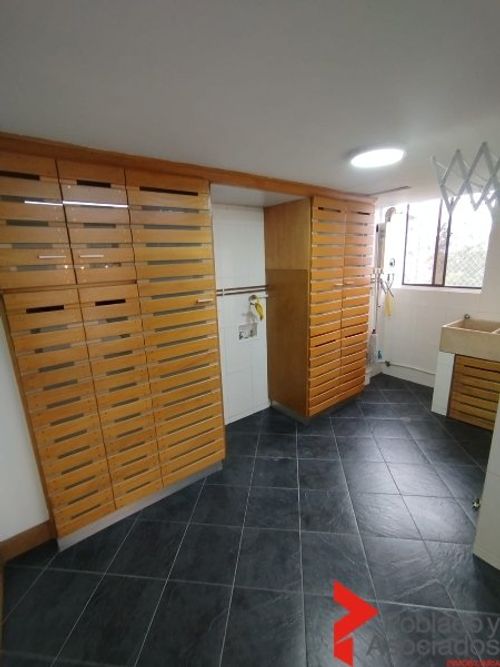 Apartamento en venta en El Poblado, Medellín · foto 22 de 24