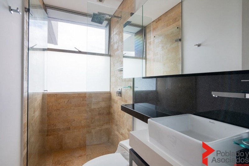 Apartamento en arriendo en El Poblado, Medellín · foto 9 de 21