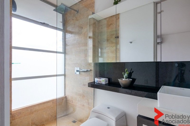Apartamento en arriendo en El Poblado, Medellín · foto 12 de 21