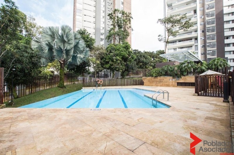 Apartamento en arriendo en El Poblado, Medellín · foto 20 de 21