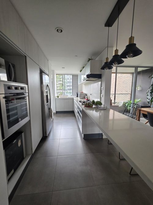 Casa de 3 alcobas en venta en El Poblado, Envigado, 151 m² · foto 7 de 12