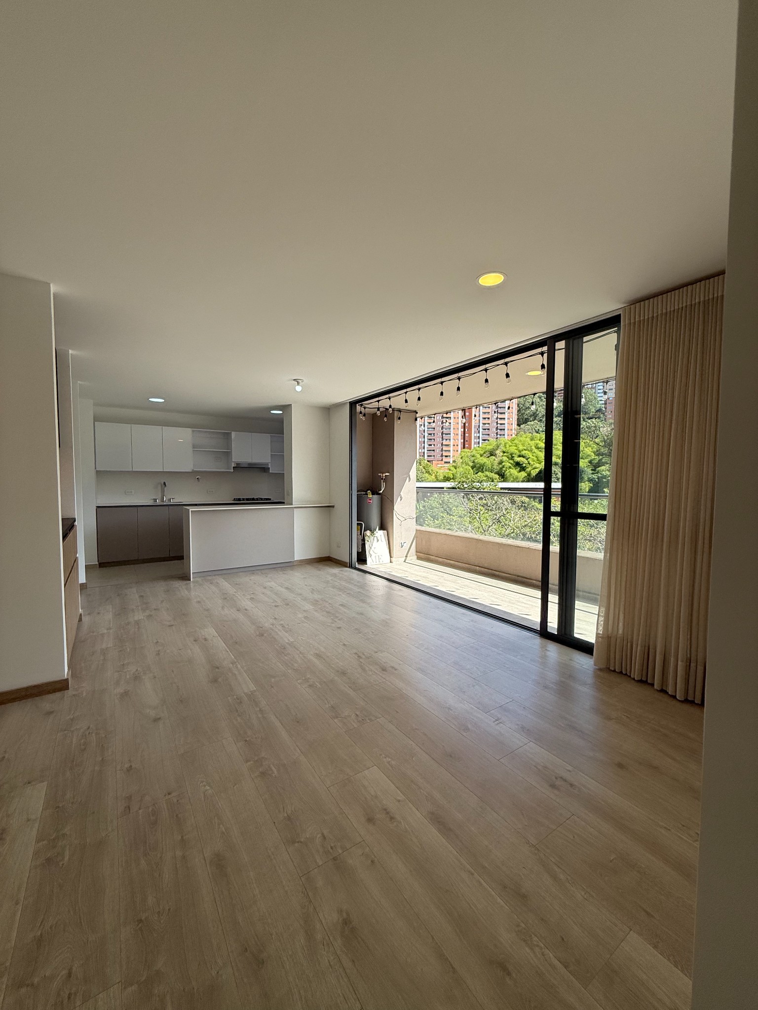 Apartamento en venta en Alto De Las Flores, Sabaneta · foto 3 de 24
