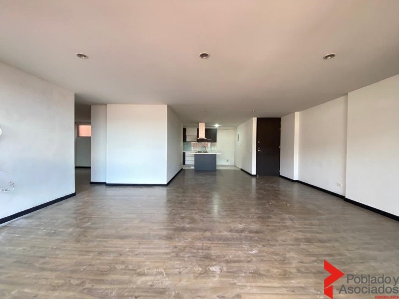 Apartamento en Arriendo en Loma de las brujas, Envigado en Envigado, de Arrendamientos Poblado y Asociados S.A.S
