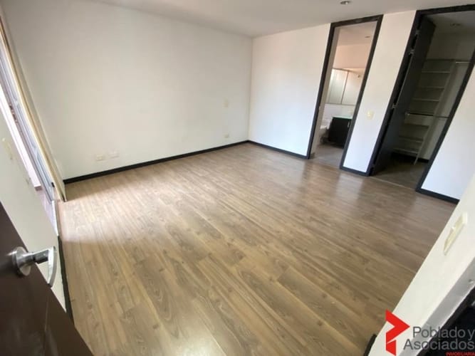 Apartamento de 3 alcobas en arriendo en Loma De Las Brujas, Envigado, 150 m² · foto 11 de 24