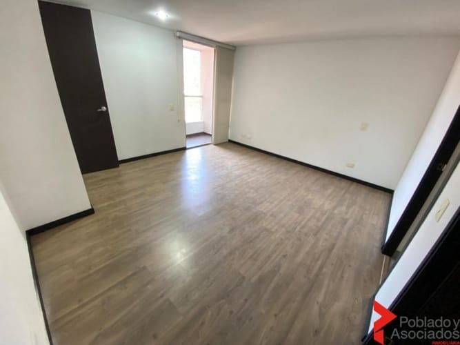 Apartamento de 3 alcobas en arriendo en Loma De Las Brujas, Envigado, 150 m² · foto 12 de 24