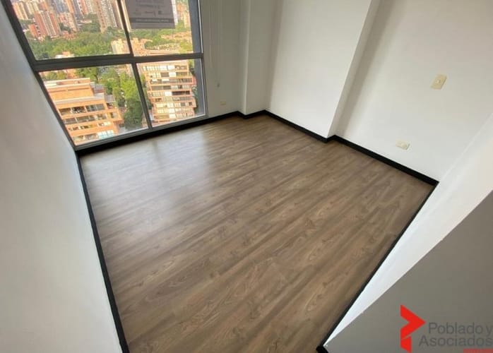 Apartamento de 3 alcobas en arriendo en Loma De Las Brujas, Envigado, 150 m² · foto 15 de 24
