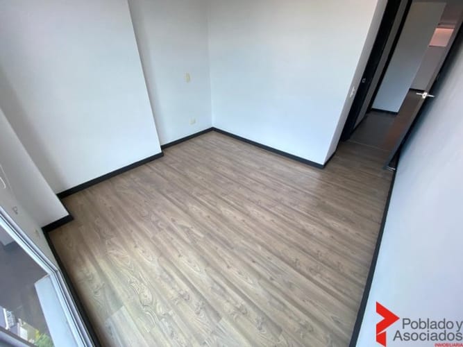 Apartamento de 3 alcobas en arriendo en Loma De Las Brujas, Envigado, 150 m² · foto 16 de 24