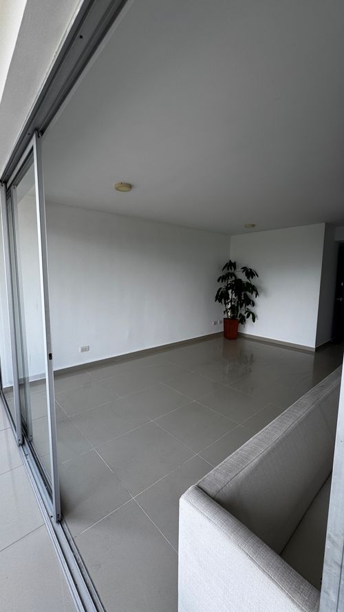 Apartamento en venta en Cañaveral, Floridablanca · foto 8 de 15