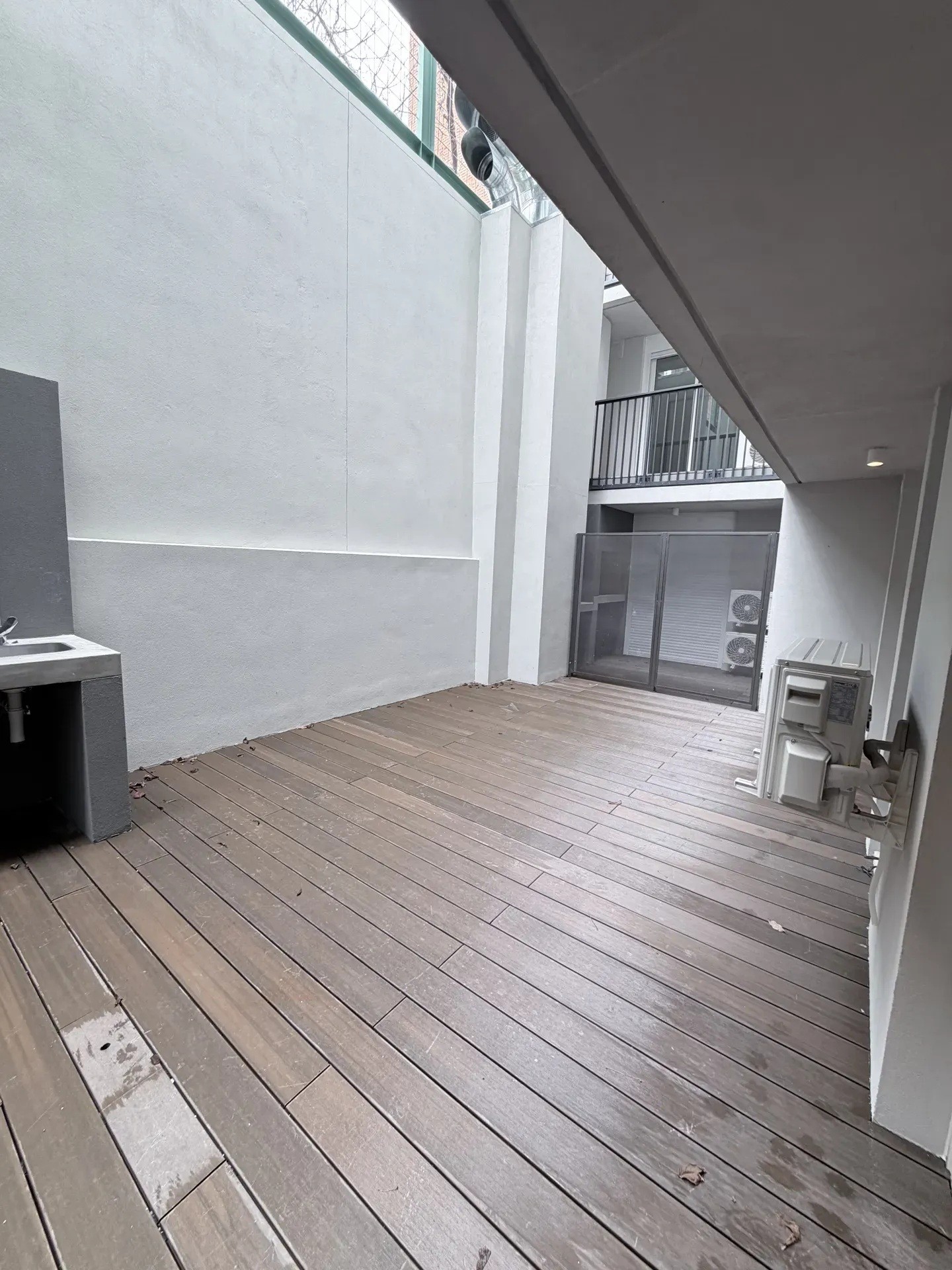 ALQUILER EN PUNTA CARRETAS A ESTRENAR, 1 DORMITORIO, TERRAZA CON PARRILLERO, GARAJE INCLUIDO, SUM, LAVADERO · Foto 11
