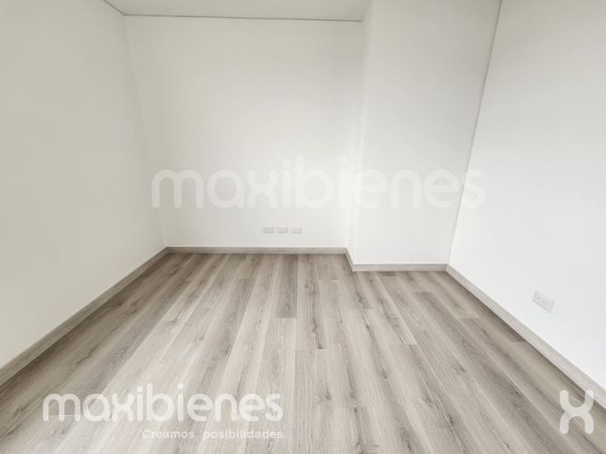 Apartamento de 3 alcobas en arriendo en Villa Carlota, Medellín, 145 m² · foto 11 de 21