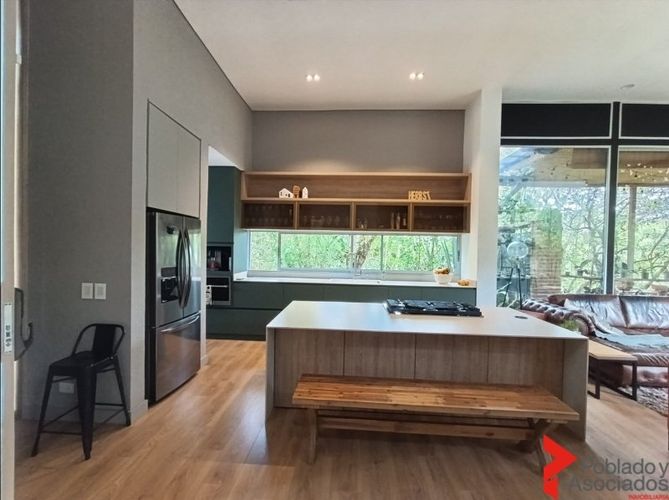 Casa de 4 alcobas en arriendo en San Jose, Guarne, 190 m² · foto 4 de 20