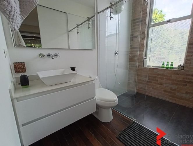Casa de 4 alcobas en arriendo en San Jose, Guarne, 190 m² · foto 11 de 20