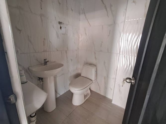 Local en arriendo en La Floresta, Medellín, 205 m² · foto 9 de 14