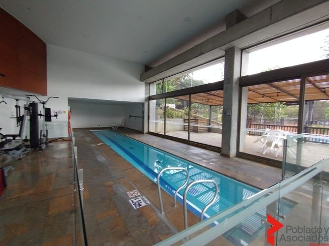 Apartamento de 3 alcobas en arriendo en Los Balsos, Medellín, 200 m² · foto 23 de 24