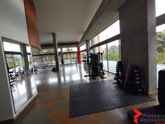 Apartamento de 3 alcobas en arriendo en Los Balsos, Medellín, 200 m² · foto 24 de 24