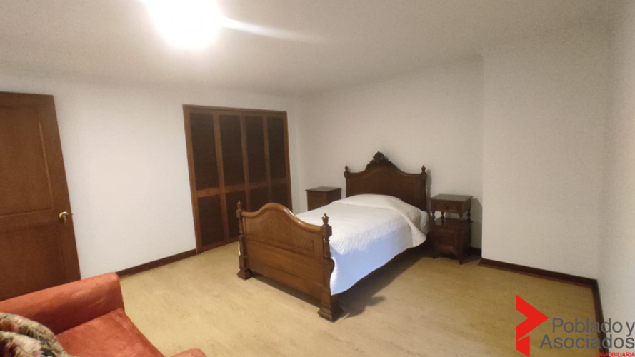 Apartamento de 3 alcobas en arriendo en Los Balsos, Medellín, 241 m² · foto 12 de 24