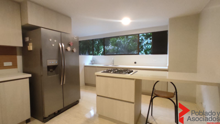 Apartamento en venta en Los Balsos, Medellín · foto 4 de 24