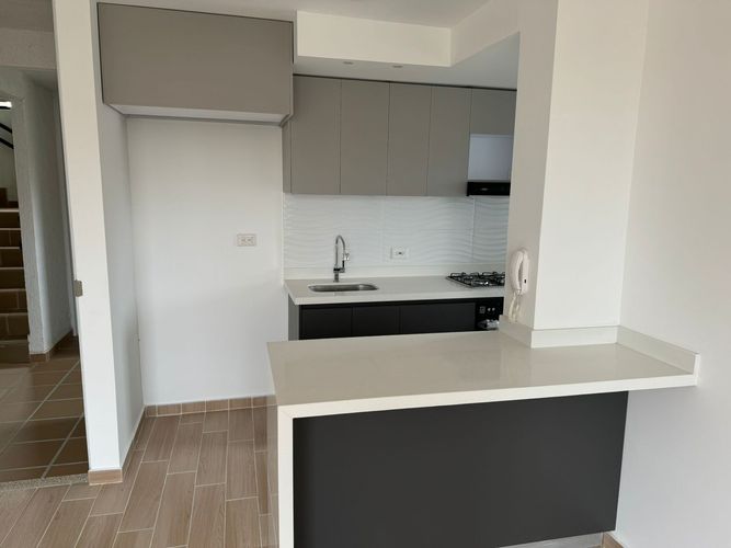 Apartamento de 2 alcobas en venta en Parque Natura, Jamundí, 44 m² · foto 3 de 14