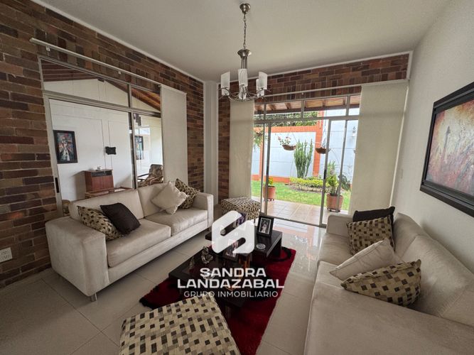 Casa de 4 alcobas en venta en Lagos Del Cacique, Bucaramanga, 260 m² · foto 13 de 15