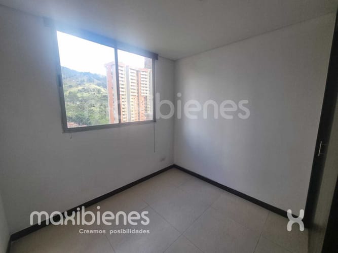 Apartamento de 3 alcobas en arriendo en La Doctora, Sabaneta, 70 m² · foto 3 de 9