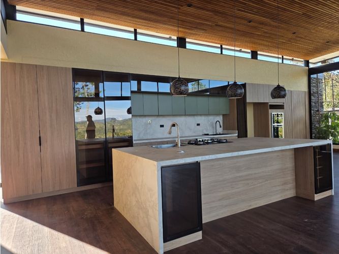 Casa de 4 alcobas en venta en Pantanillo, Rionegro, 405 m² · foto 10 de 24
