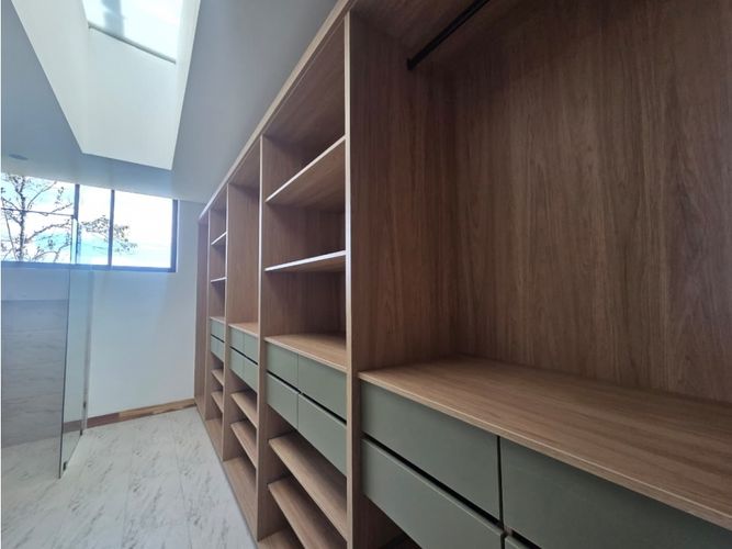 Casa de 4 alcobas en venta en Pantanillo, Rionegro, 405 m² · foto 16 de 24