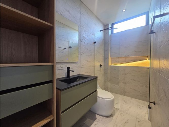 Casa de 4 alcobas en venta en Pantanillo, Rionegro, 405 m² · foto 23 de 24