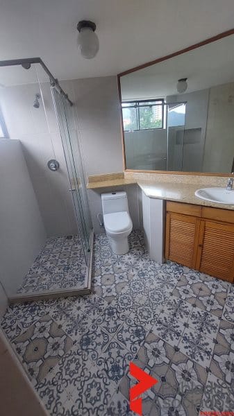 Apartamento de 3 alcobas en arriendo en Los Balsos, Medellín, 200 m² · foto 16 de 24