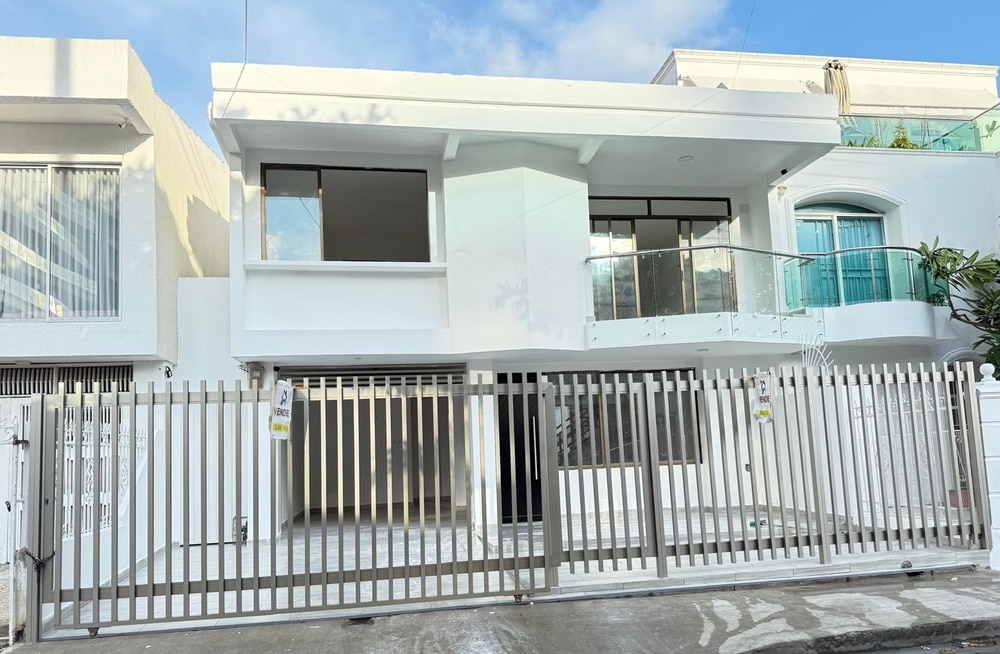 Casa en venta en Crespo, Cartagena · foto 2 de 13