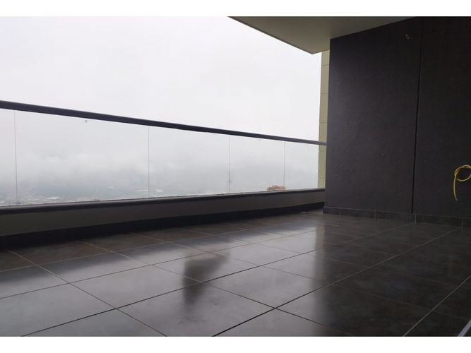 Apartamento de 2 alcobas en arriendo en La Calera, Medellín, 100 m² · foto 2 de 15