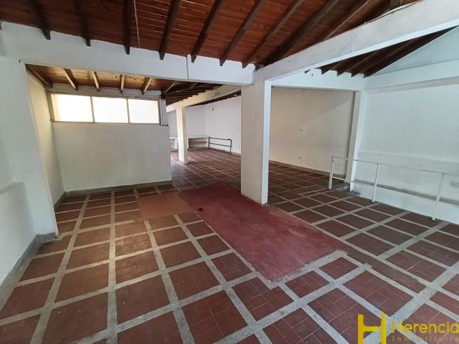 Bodega en arriendo en El Salvador, Medellín, 90 m² · foto 5 de 8