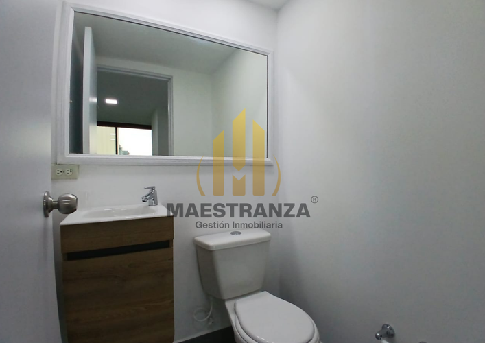 Oficina en venta en La Aguacatala, Medellín, 39 m² · foto 4 de 6