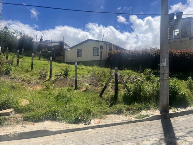 Lote en venta en La Plazuela, La Calera, 180 m² · foto 2 de 3