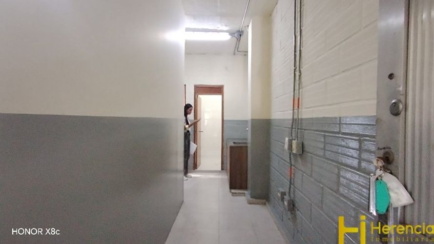 Bodega en arriendo en Trinidad, Medellín, 100 m² · foto 12 de 12