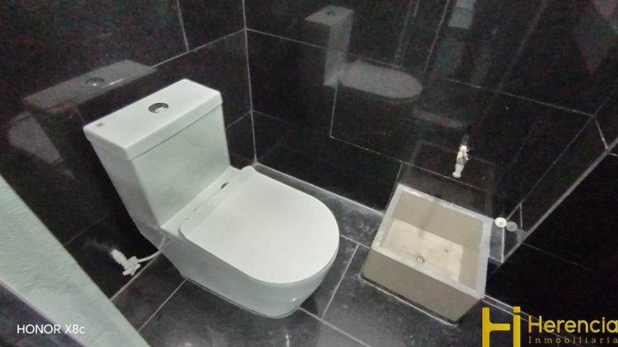 Bodega en arriendo en Laureles, Medellín, 282 m² · foto 20 de 24