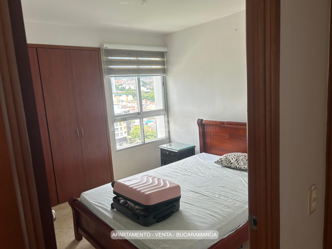 Apartamento de 3 alcobas en venta en Colorados, Bucaramanga, 87 m² · foto 10 de 17