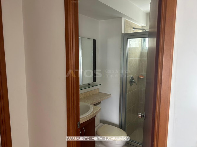 Apartamento de 3 alcobas en venta en Colorados, Bucaramanga, 87 m² · foto 11 de 17