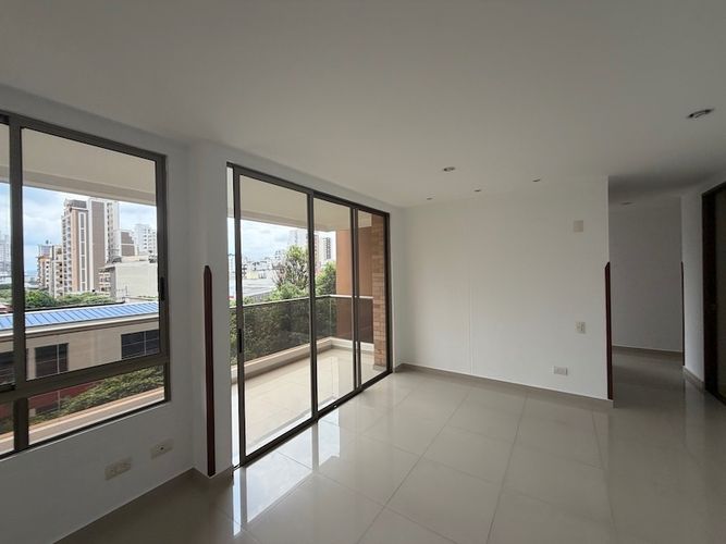 Apartamento de 4 alcobas en venta en Cabecera Del Llano, Bucaramanga, 128 m² · foto 3 de 24