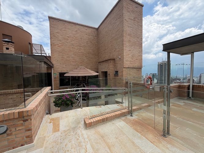Apartamento de 4 alcobas en venta en Cabecera Del Llano, Bucaramanga, 128 m² · foto 23 de 24