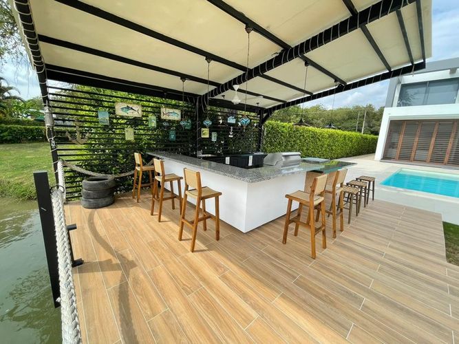 Casa de 6 alcobas en venta en Girardot, Girardot, 785 m² · foto 16 de 24
