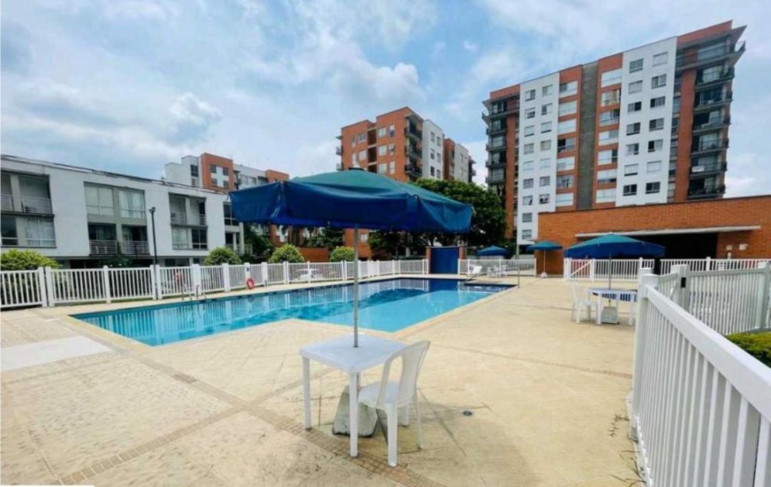 Apartamento de 3 habitaciones en venta en Bochalema, Cali — imagen 1 de 15
