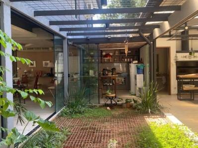 EN VENTA -CASA DE AUTOR DE ESTILO CONTEMPORÁNEO-SAN BERNARDINO , barrio Jardin — foto 3