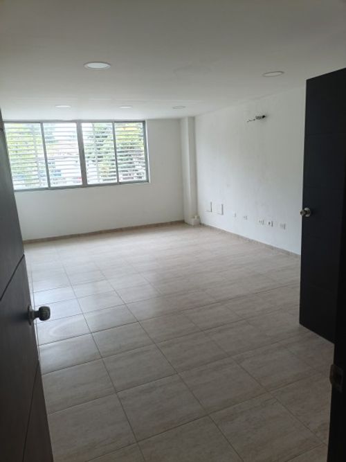 Edificio en venta en Nueva Tequendama, Cali, 600 m² · foto 17 de 20